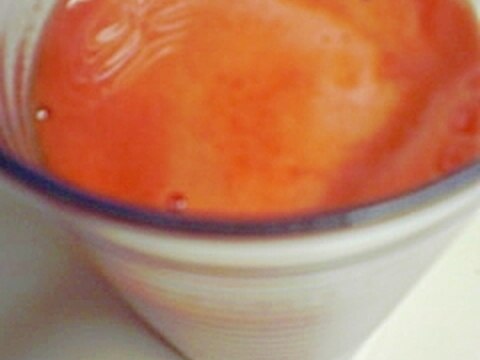 オレンジ果汁入り野菜ミルク